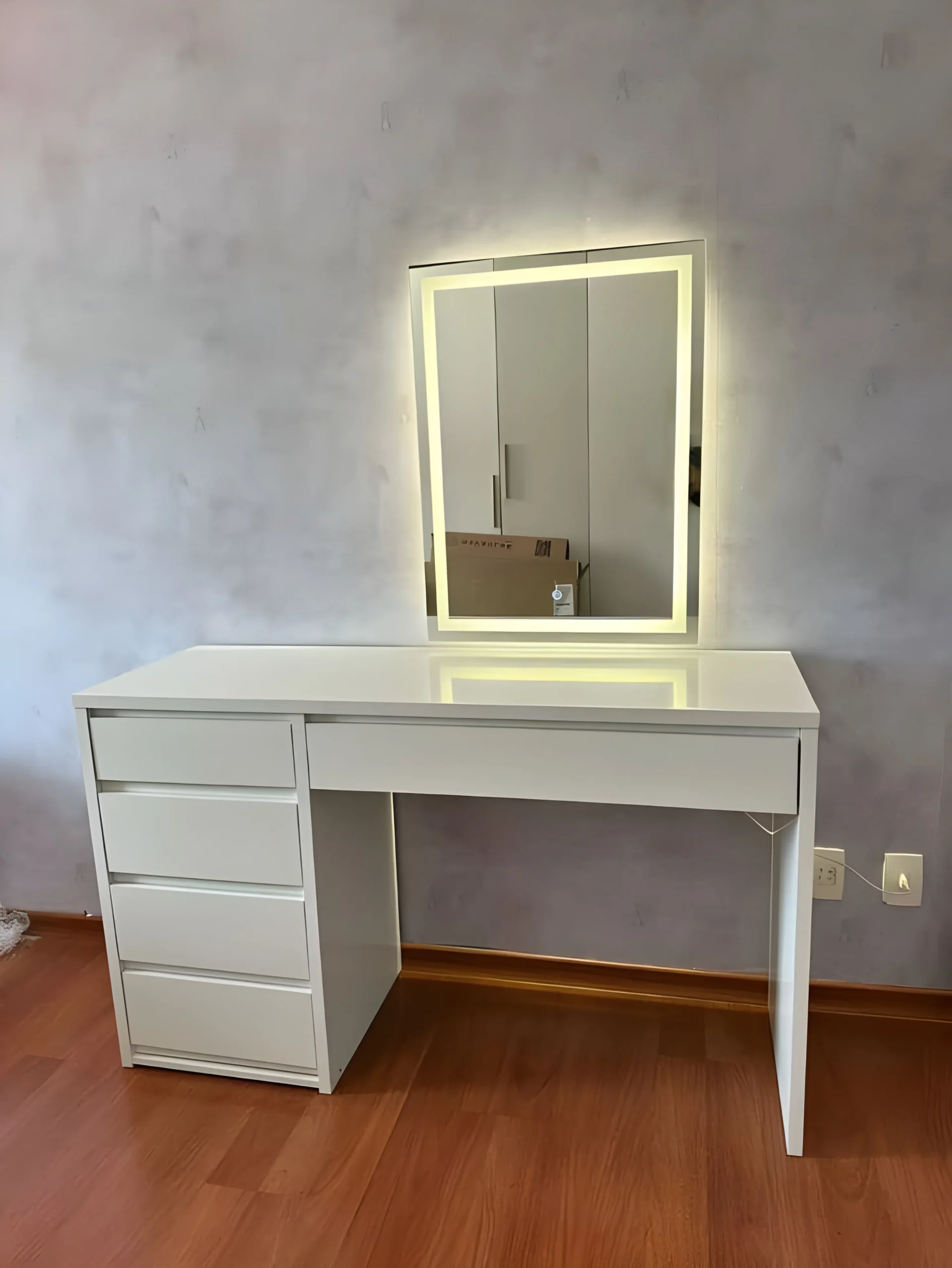1 (17)